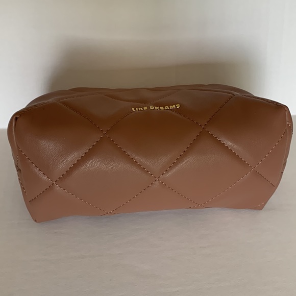 LIKE DREAMS. NWT. Mini quilted crossbody bag with snap closure. Taupe co… - Picture 11 of 12